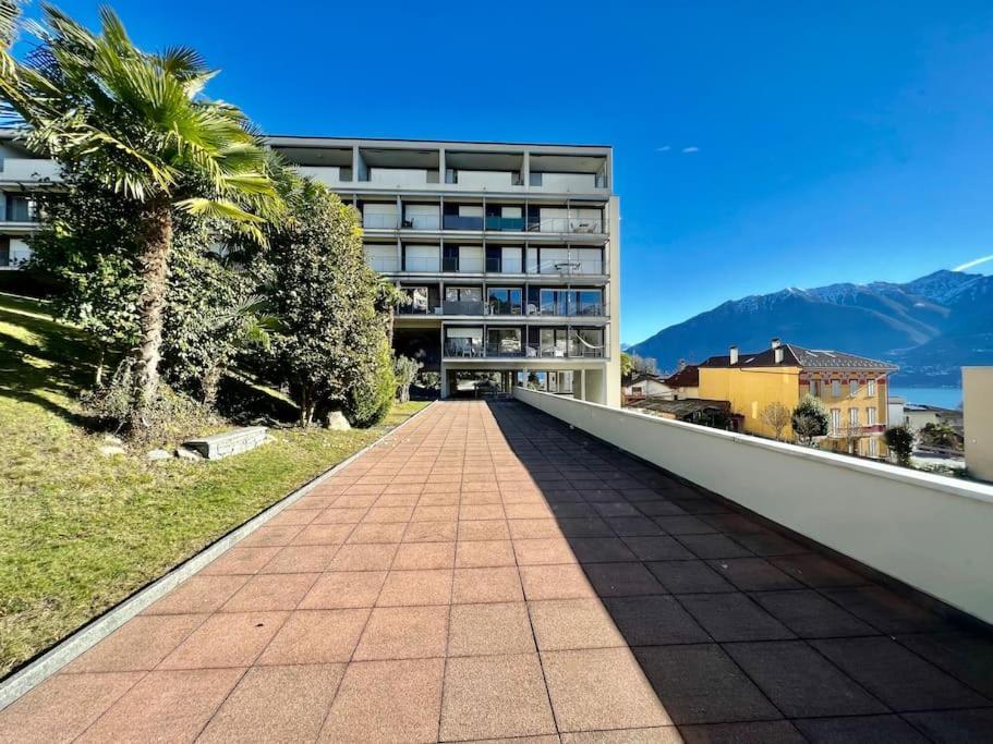 Bright Tiny Studio - Shared Pool & Sauna - Free Parking - Air Condition Muralto Bagian luar foto