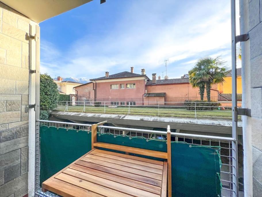 Bright Tiny Studio - Shared Pool & Sauna - Free Parking - Air Condition Muralto Bagian luar foto