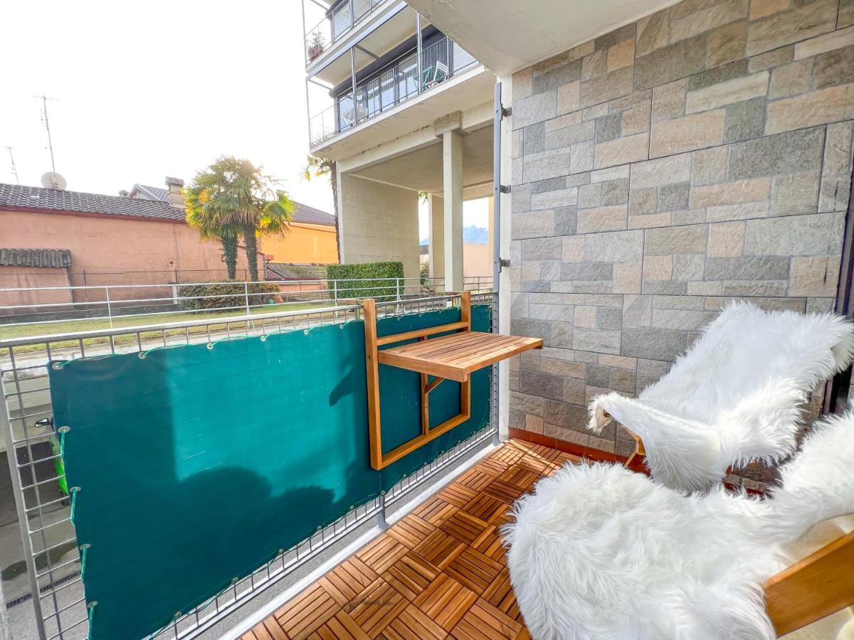 Bright Tiny Studio - Shared Pool & Sauna - Free Parking - Air Condition Muralto Bagian luar foto